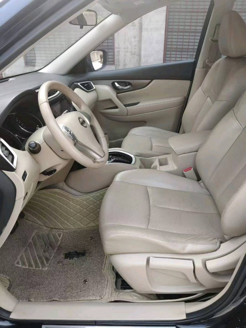 珠海14年日产奇骏7