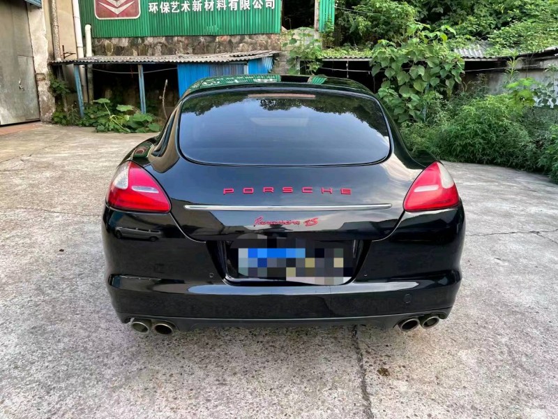 衡阳10年保时捷帕拉梅拉6