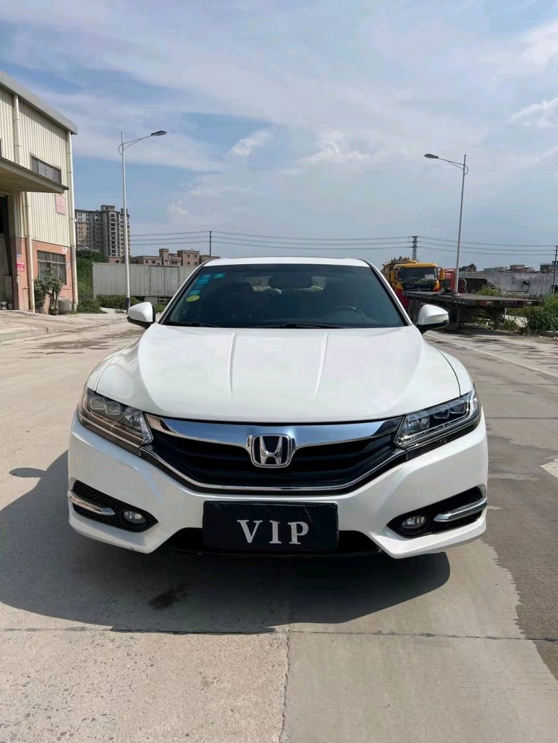 东莞17年本田思铂睿9