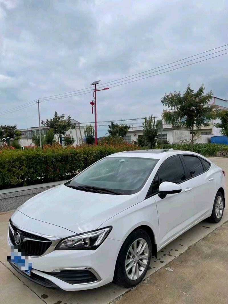 常州18年别克威朗2