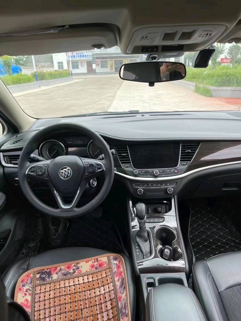 常州18年别克威朗4