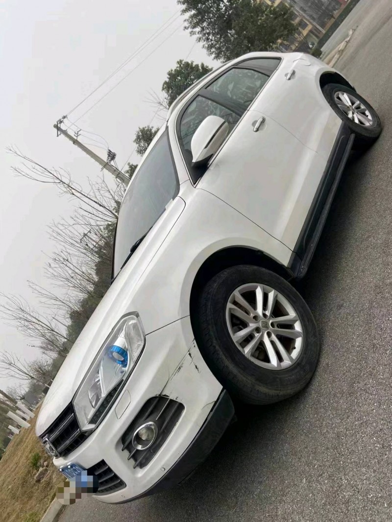 成都16年众泰T6003