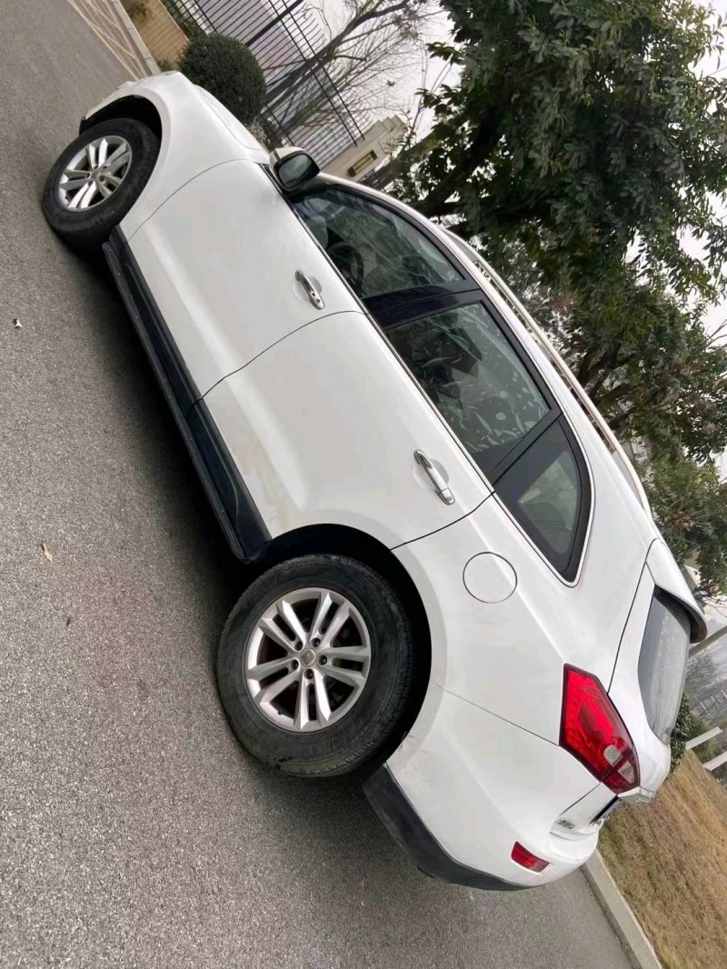 成都16年众泰T6007