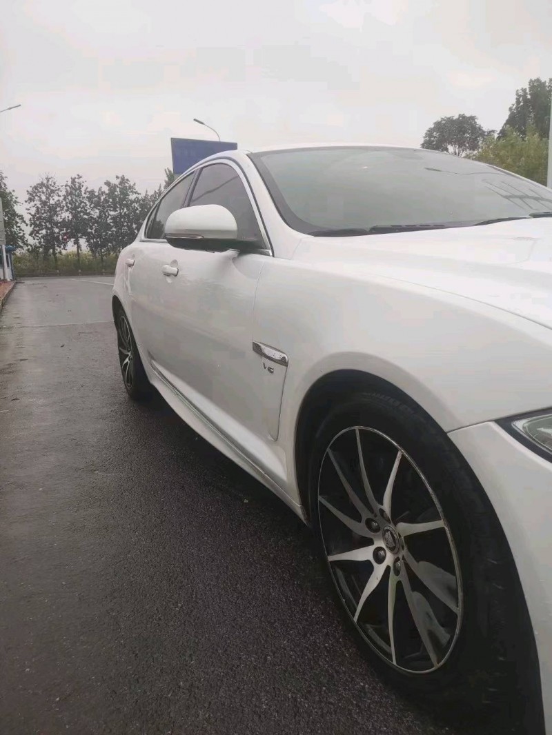 邯郸13年捷豹XF8