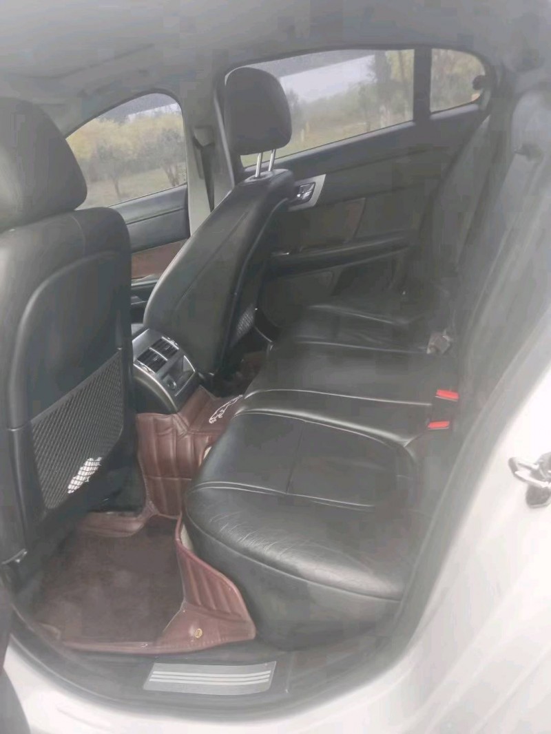 邯郸13年捷豹XF1