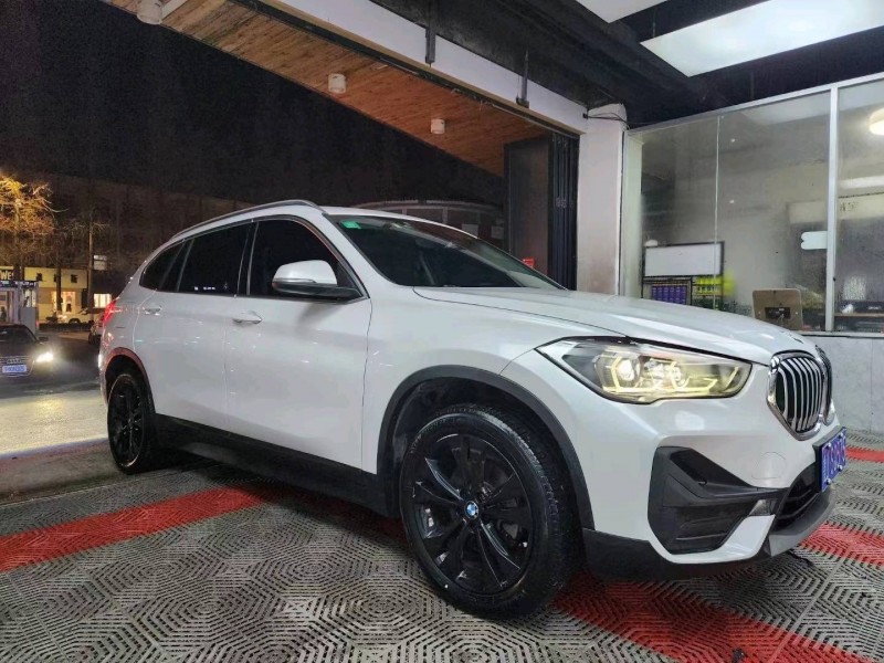 济南19年宝马X16