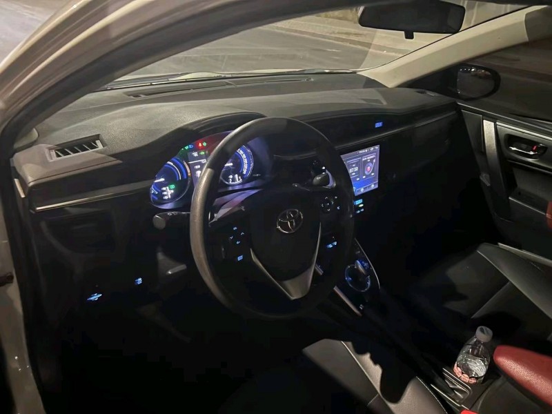 济南17年丰田雷凌2