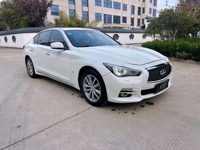 宿遷16年英菲尼迪Q50L3