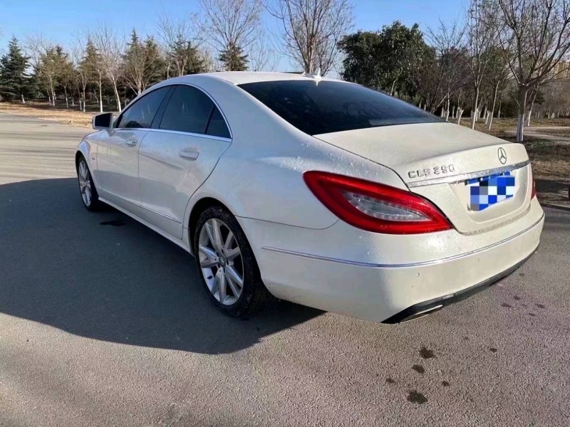 济南12年奔驰CLS7