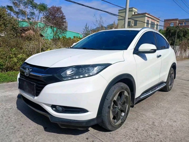 珠海16年本田缤智2