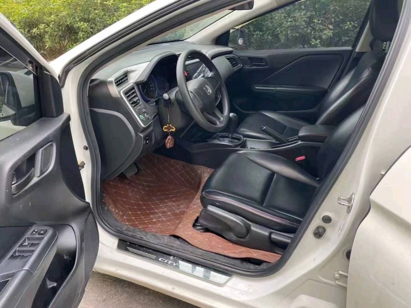 珠海17年本田锋范6