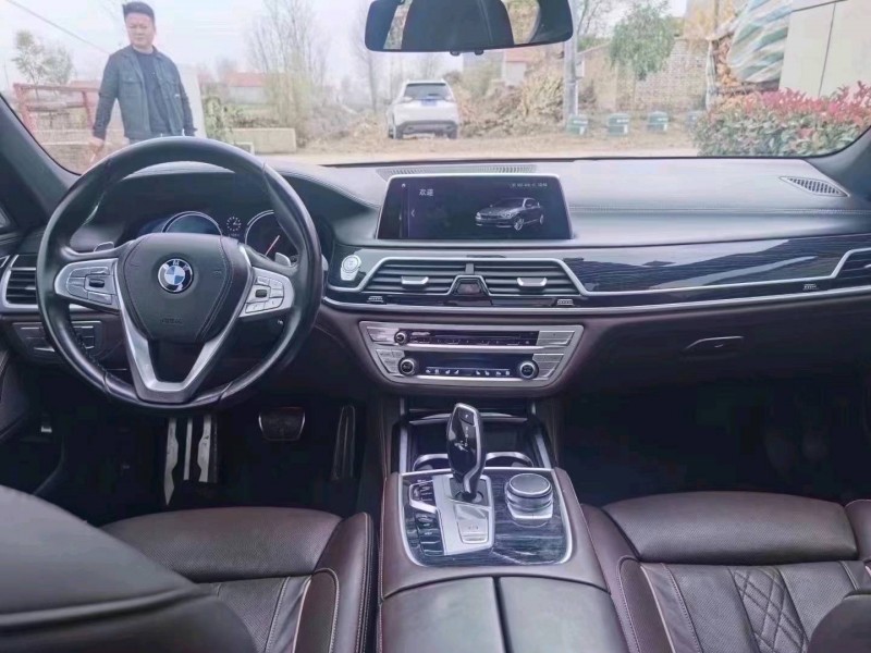 济南18年宝马7系4