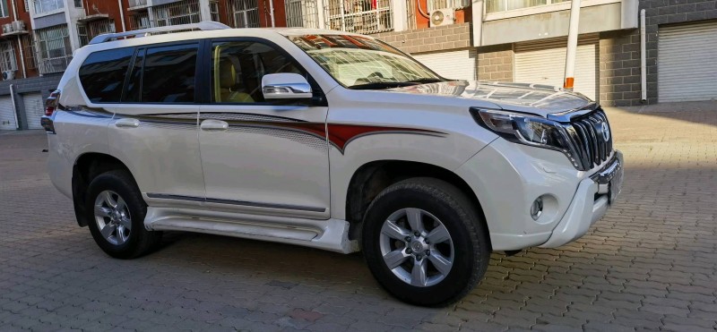 济南15年丰田普拉多2