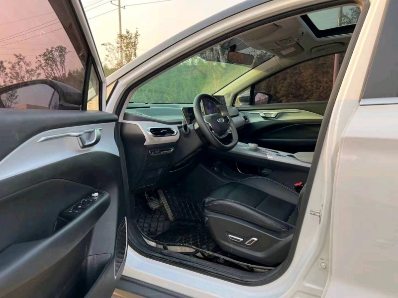 济南20年吉利几何5