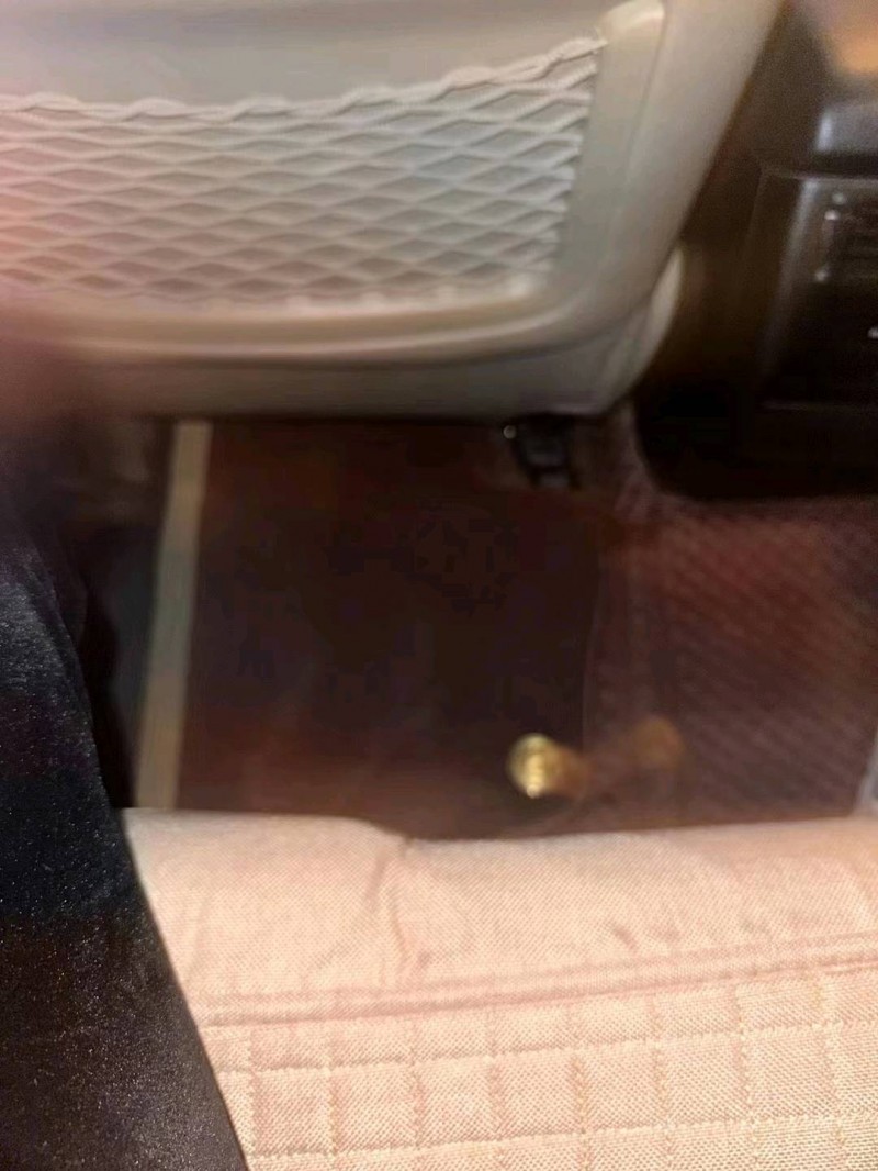 济南12年丰田兰德酷路泽8