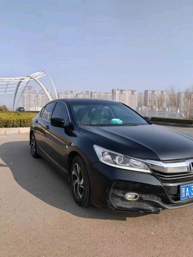 济南16年本田雅阁6