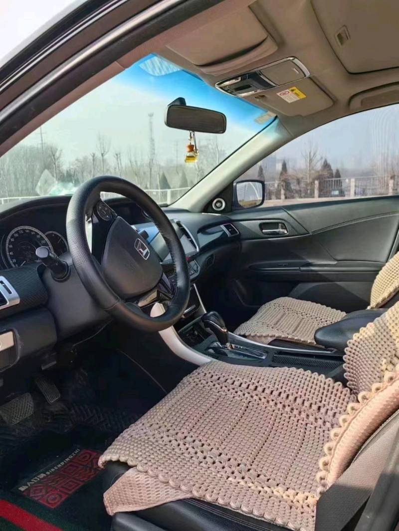 济南16年本田雅阁4