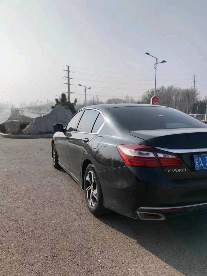 济南16年本田雅阁2