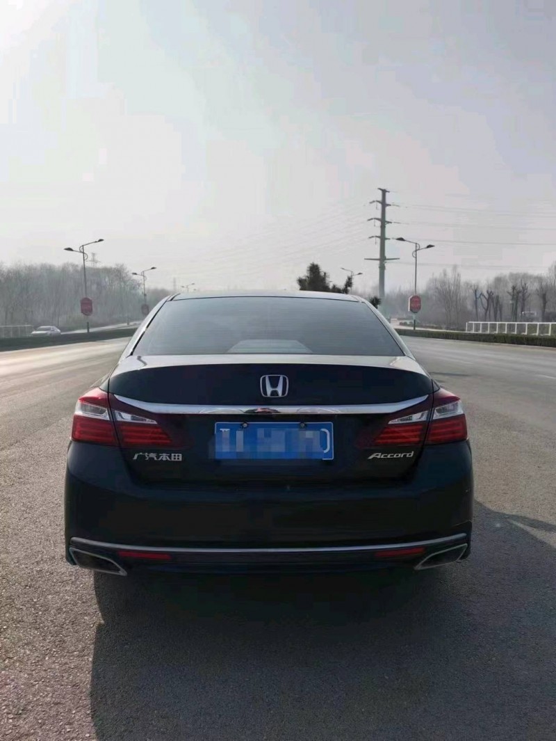 济南16年本田雅阁1