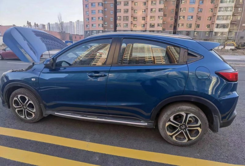 赤峰15年本田XRV5