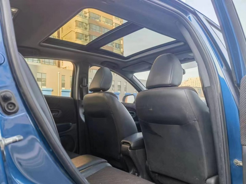 赤峰15年本田XRV9