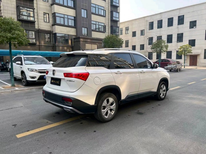 徐州21年寶駿5302