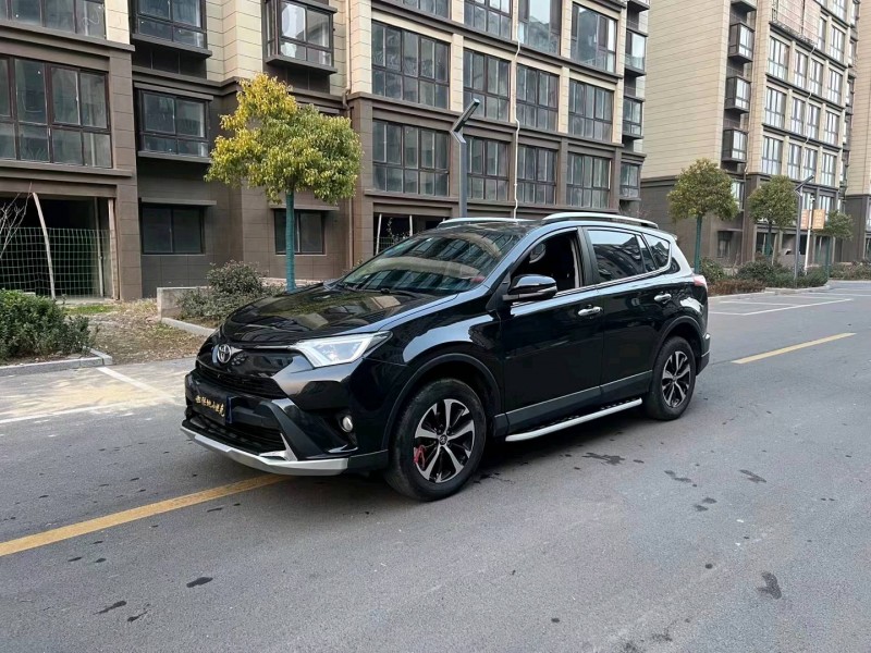 徐州18年丰田RAV4荣放2