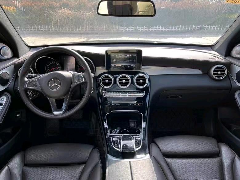 盐城19年奔驰GLC6