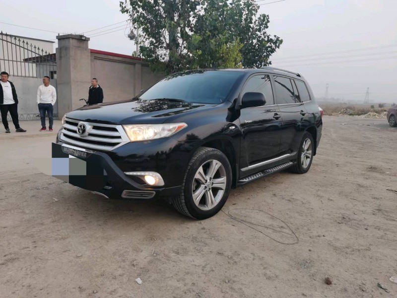 保定14年丰田汉兰达3