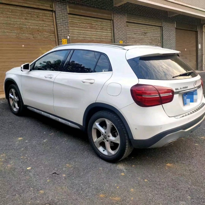 衡阳18年奔驰GLA3