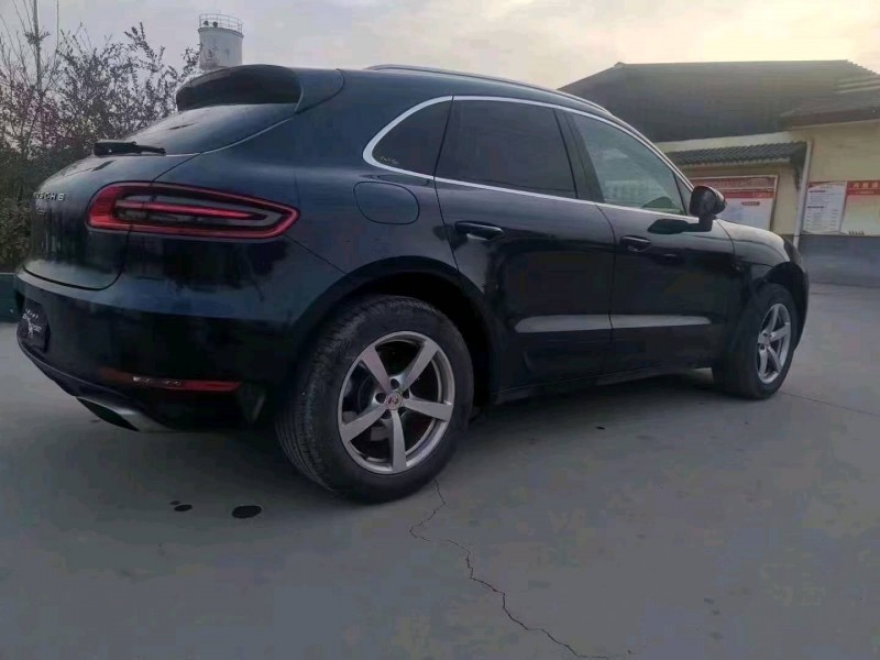 常州16年保时捷Macan7