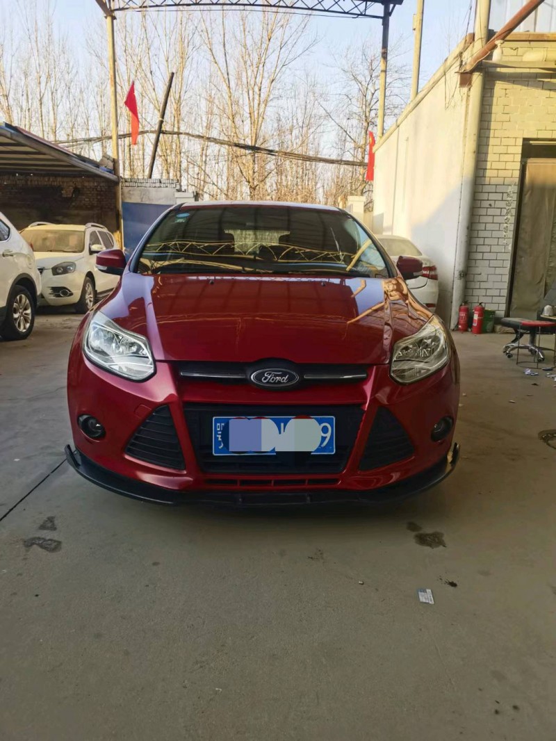 保定14年福特福克斯1