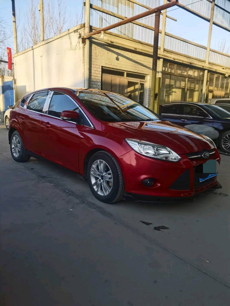 保定14年福特福克斯2