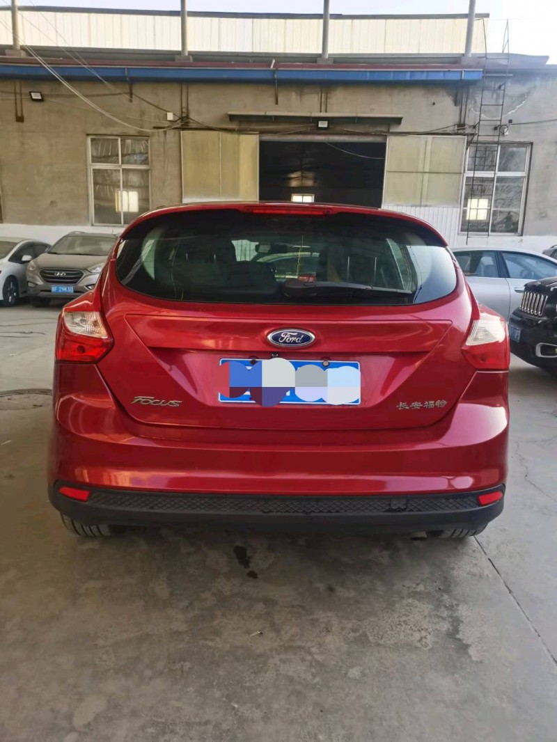保定14年福特福克斯9