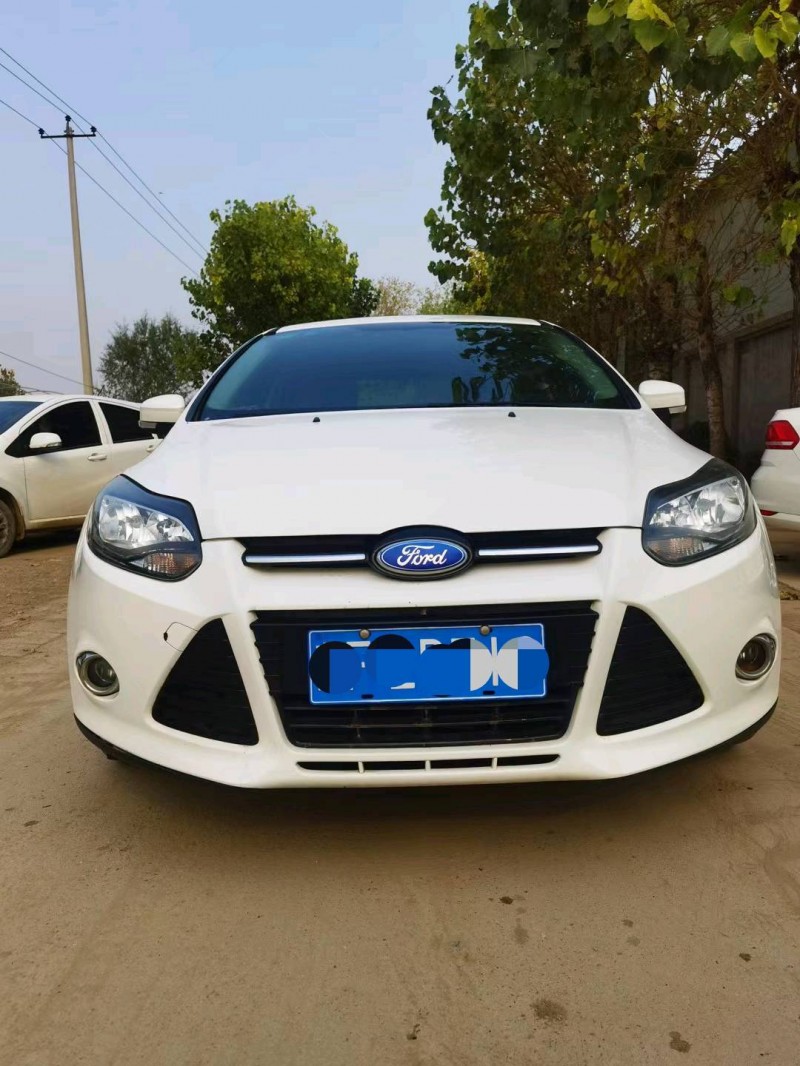 保定14年福特福克斯8