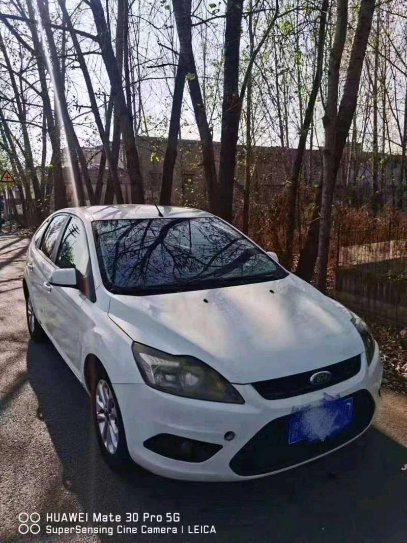 青岛14年福特福克斯4