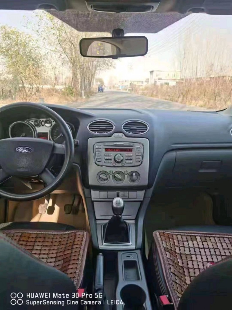 青岛14年福特福克斯6