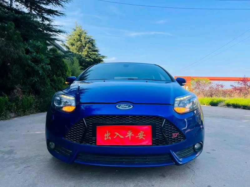 烟台15年福特福克斯1