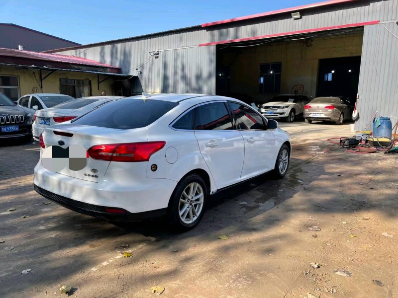 保定17年福特福克斯3