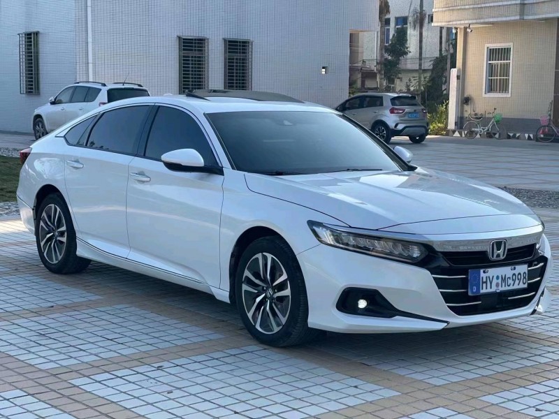 珠海22年本田雅阁3