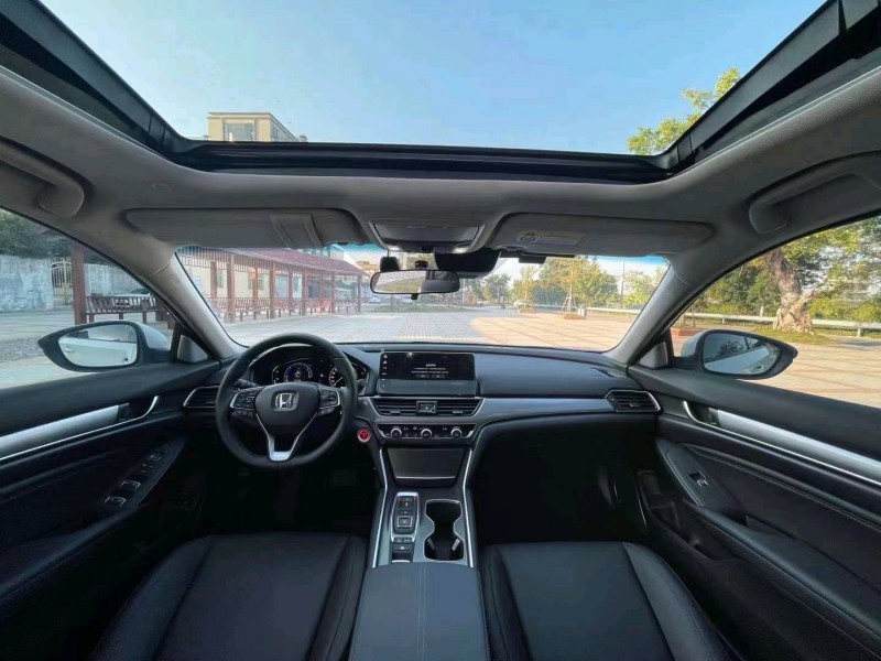 珠海22年本田雅阁4