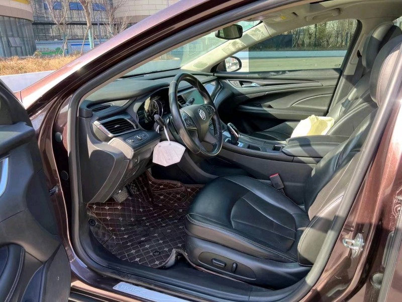 枣庄17年别克君越7