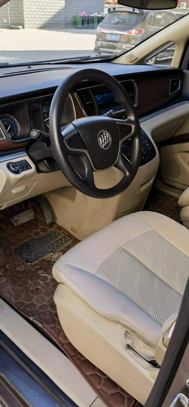 邯郸15年别克GL84