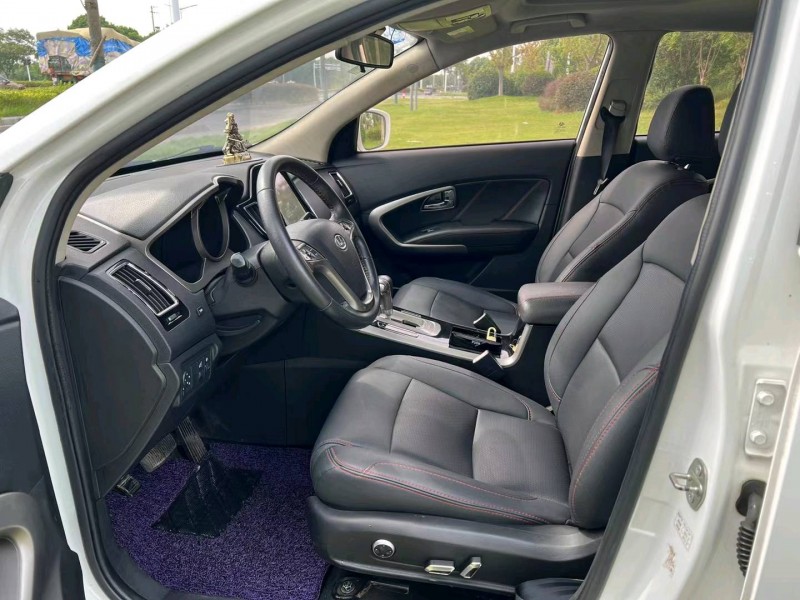 泰州18年华泰圣达菲9