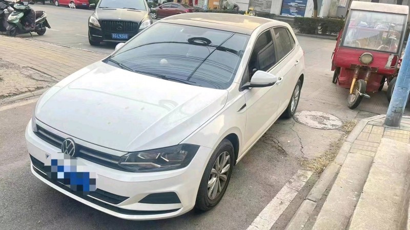 济宁21年大众polo2