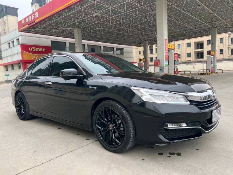 宜昌18年本田雅阁9