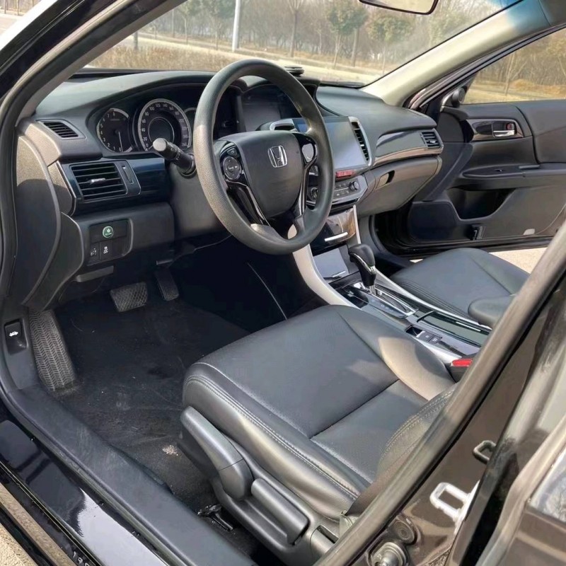 枣庄18年本田雅阁5