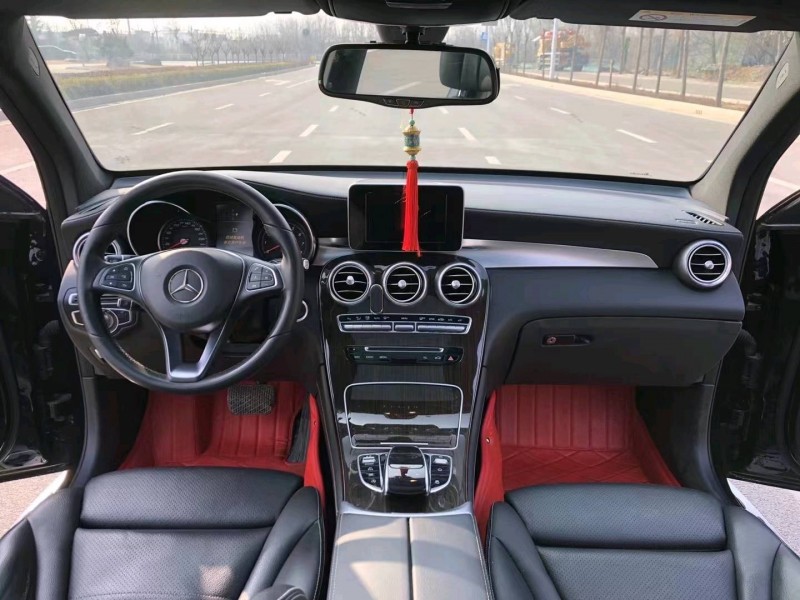 枣庄17年奔驰GLC6