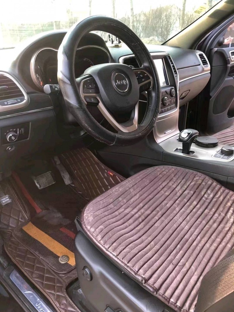枣庄14年Jeep大切诺基5