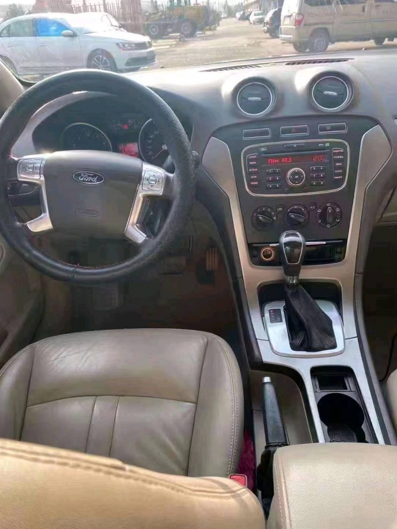 青岛12年福特蒙迪欧5